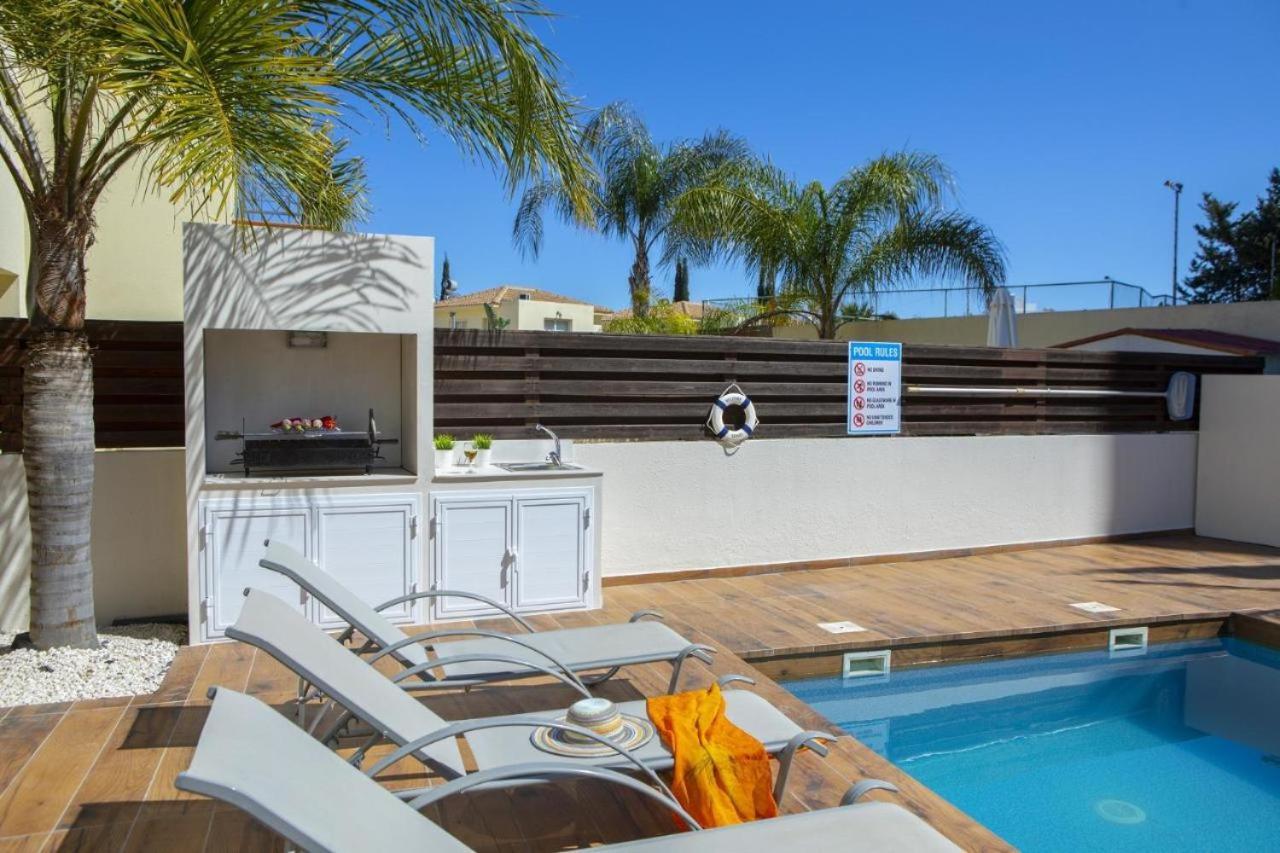 Tsokkos Family Villa - Pool Garden 2' Walk To Beach Πρωταράς Εξωτερικό φωτογραφία
